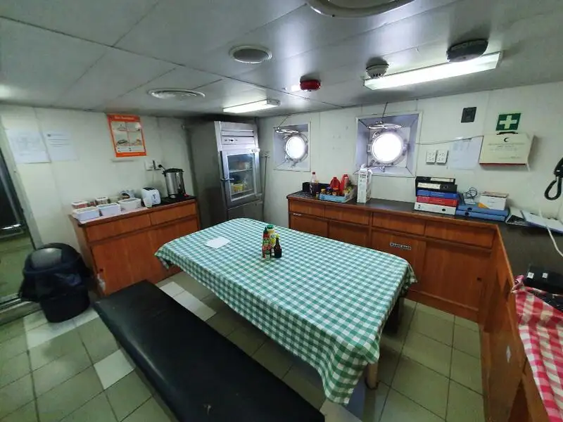 Reefer ship for sale