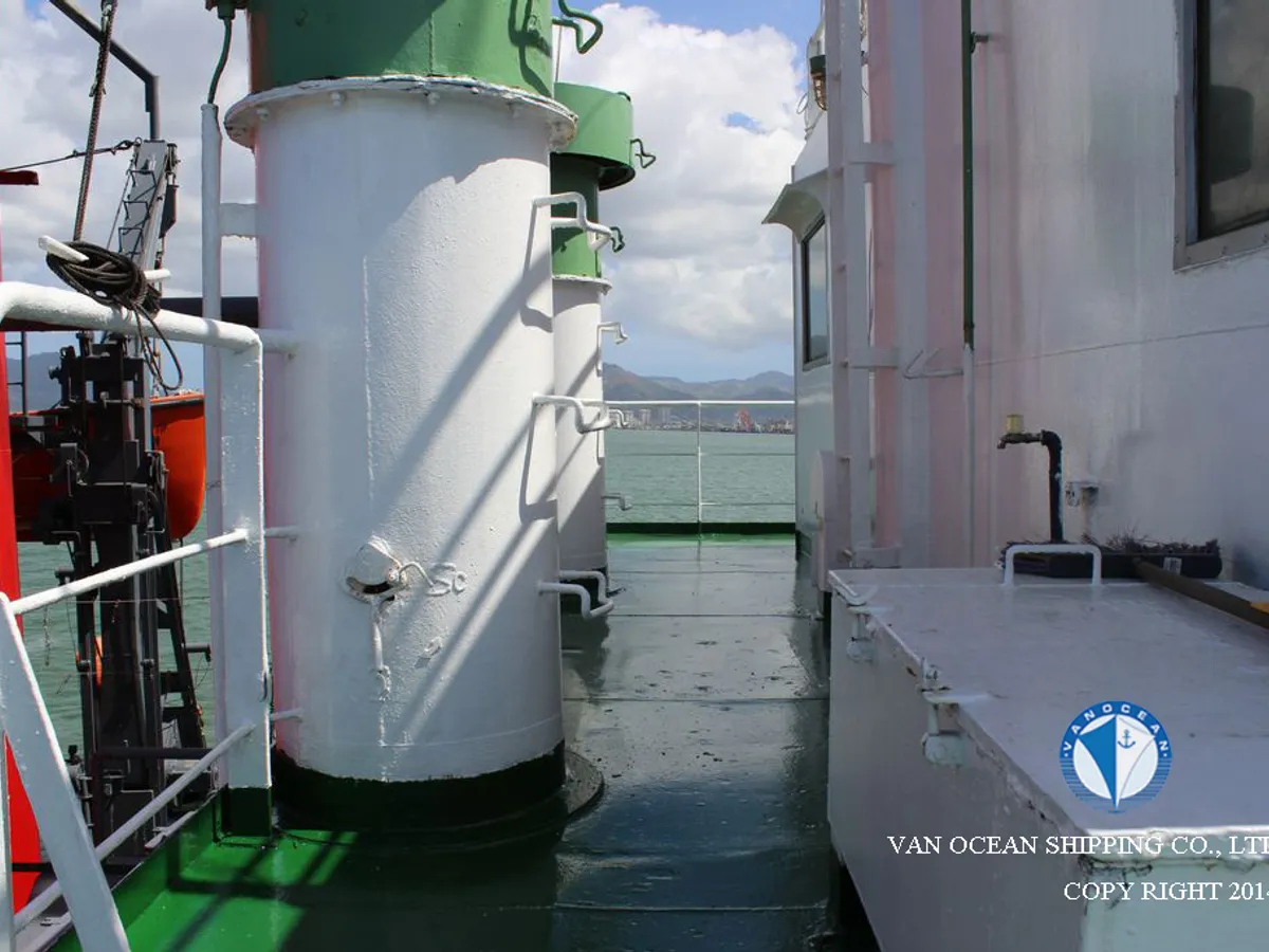 Oil/Chemical tanker for sale