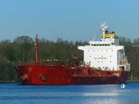 Oil/Chemical tanker for sale