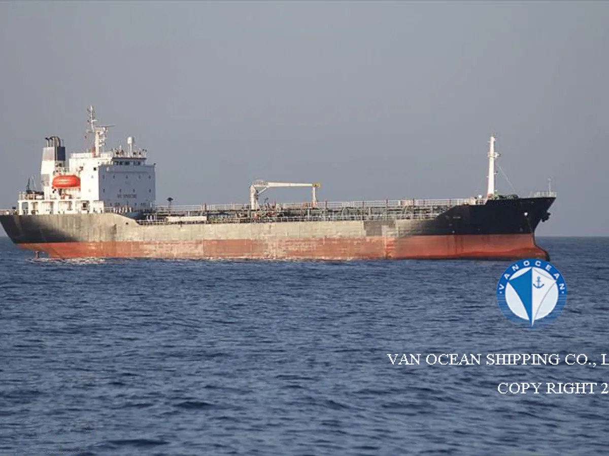 Oil/Chemical tanker for sale