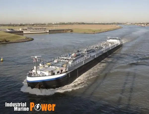 Oil/Chemical tanker for sale