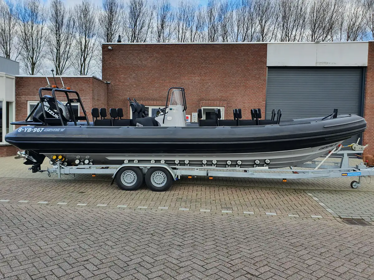 Container ship for sale