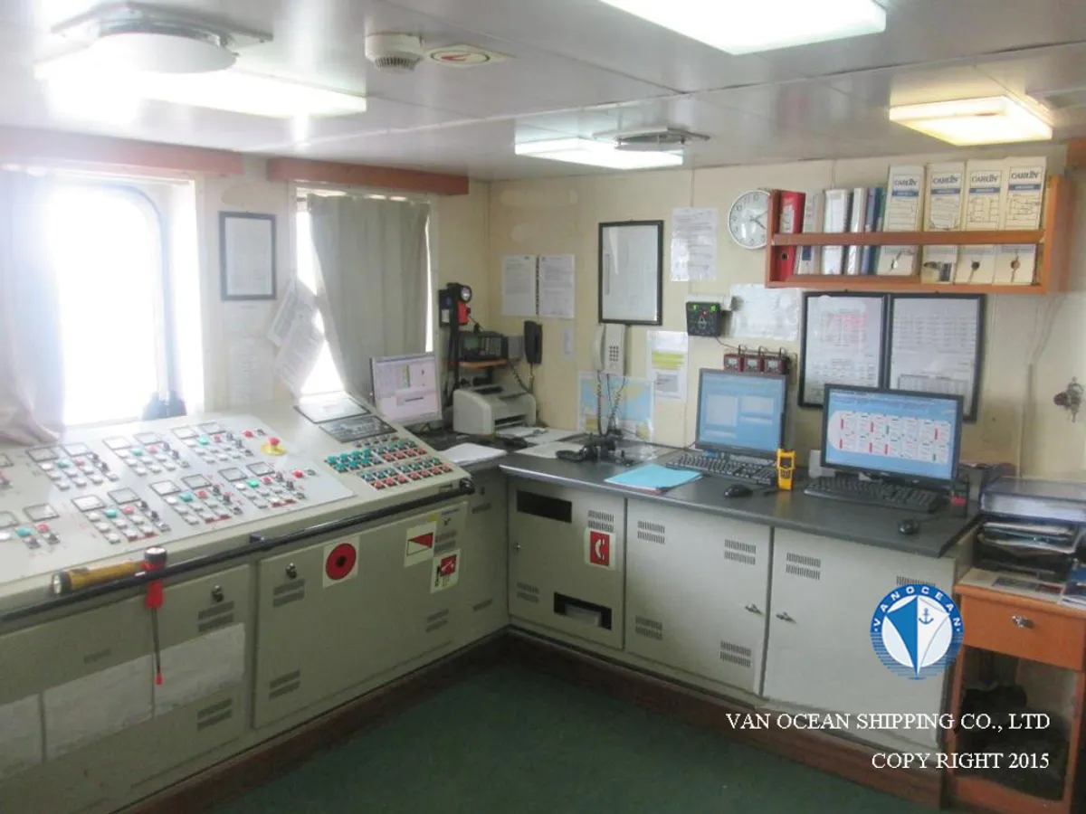 Oil/Chemical tanker for sale