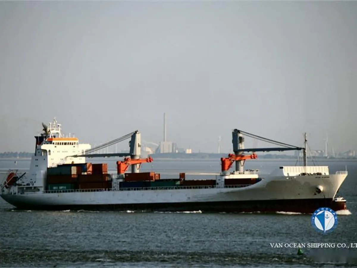 Reefer ship for sale
