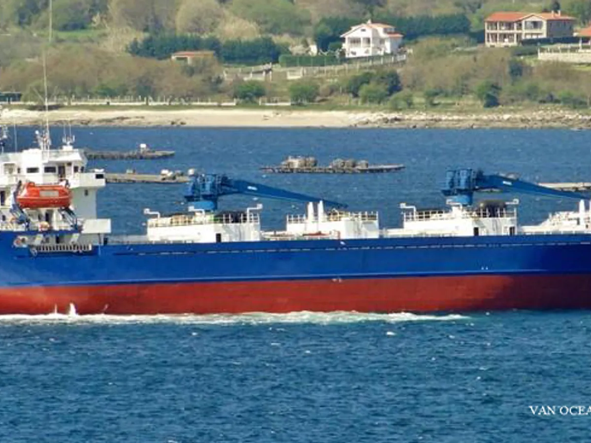 Reefer ship for sale