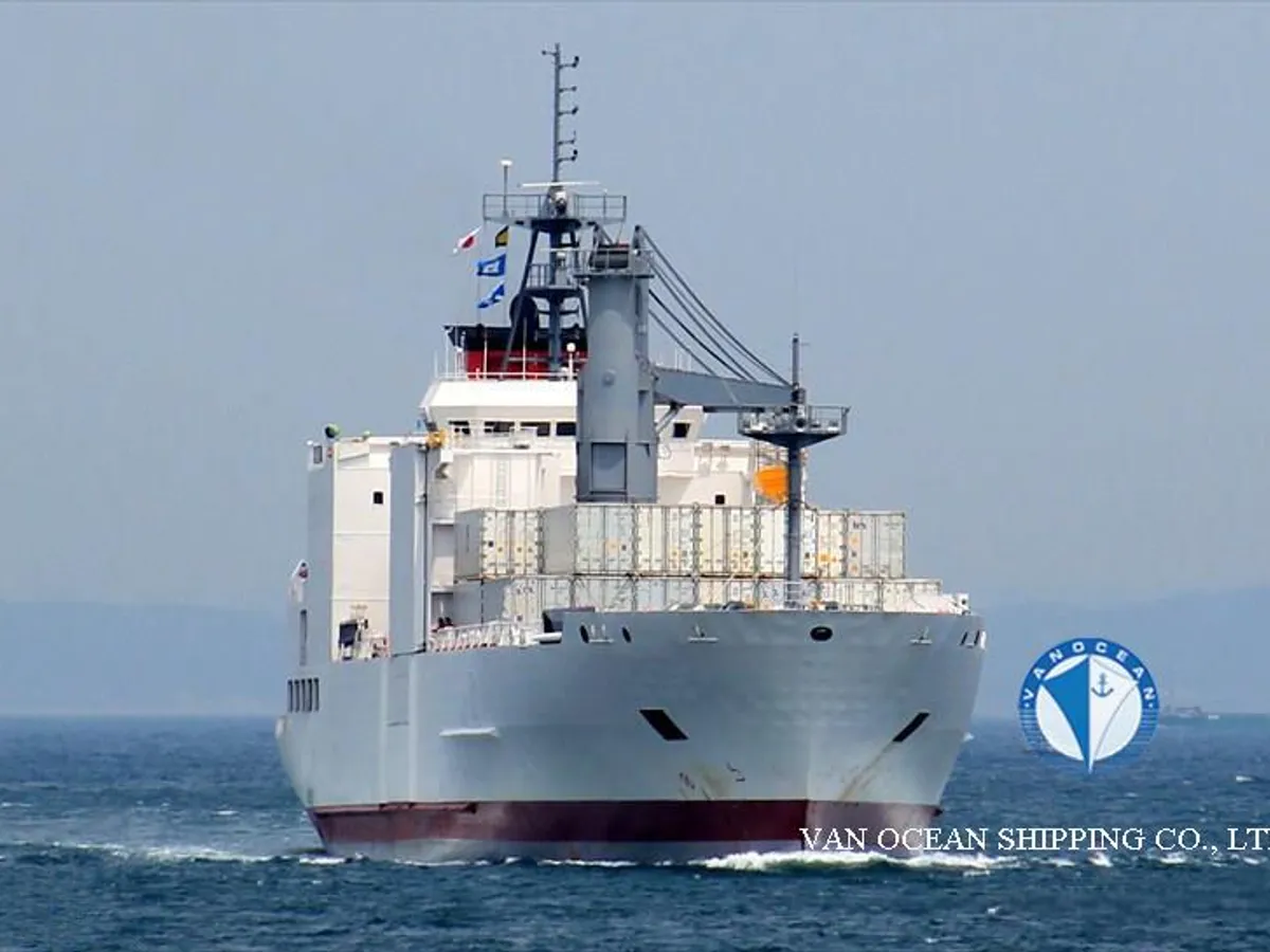 Reefer ship for sale