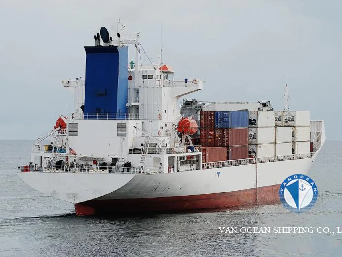Reefer ship for sale