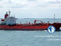 Oil/Chemical tanker for sale