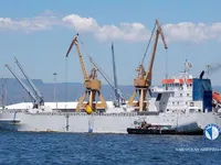 Reefer ship for sale