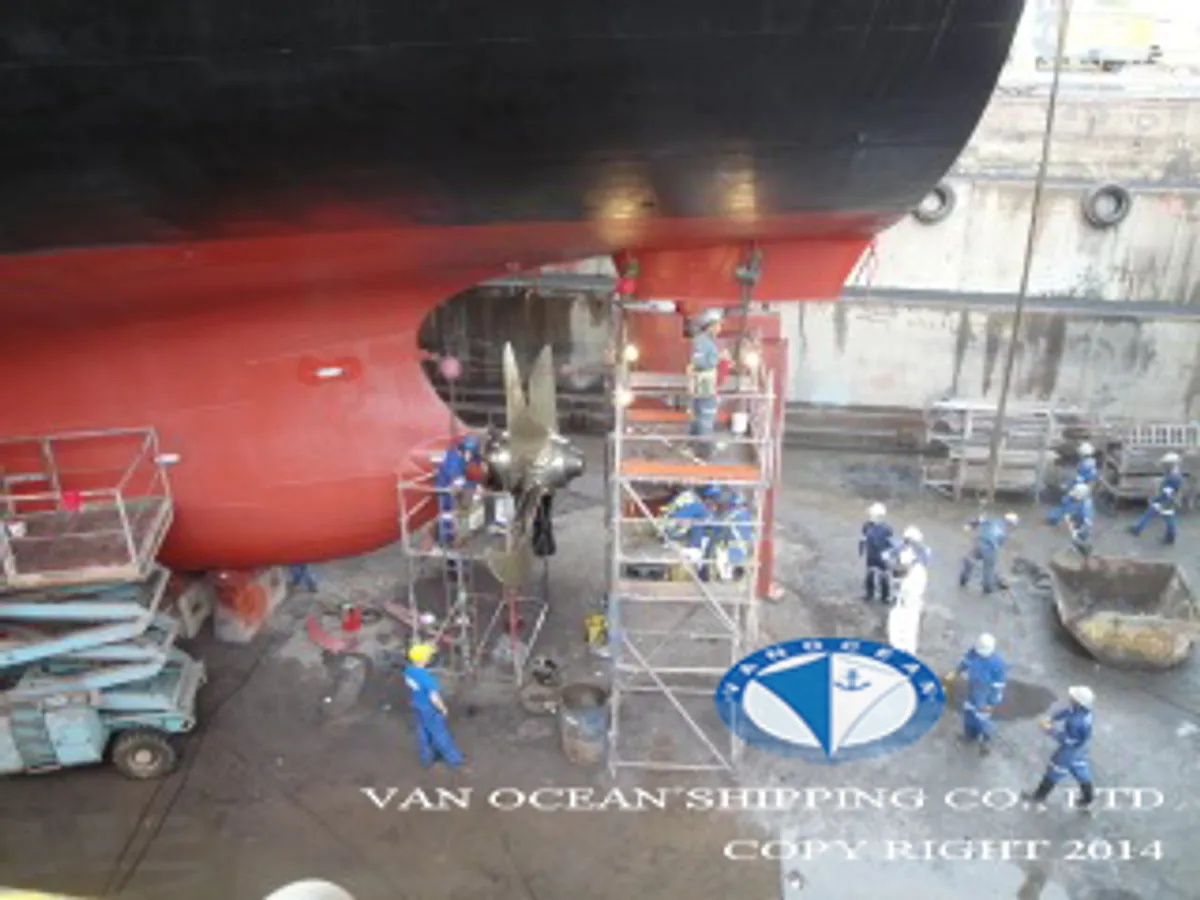 Oil/Chemical tanker for sale