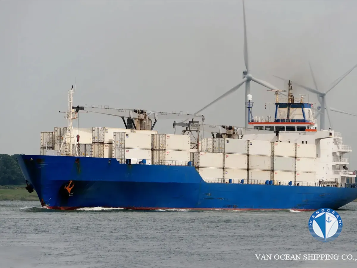 Reefer ship for sale