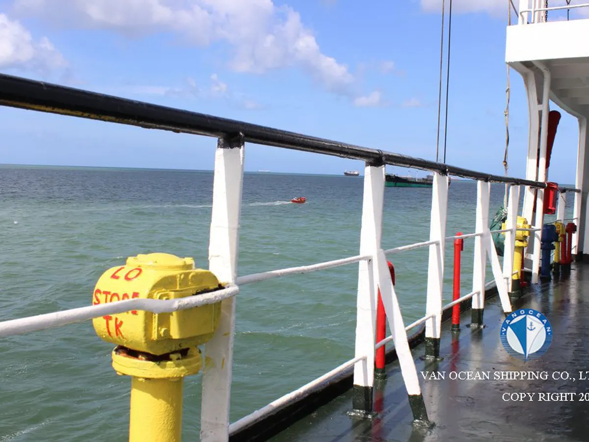 Oil/Chemical tanker for sale