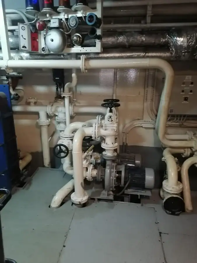 Oil/Chemical tanker for sale