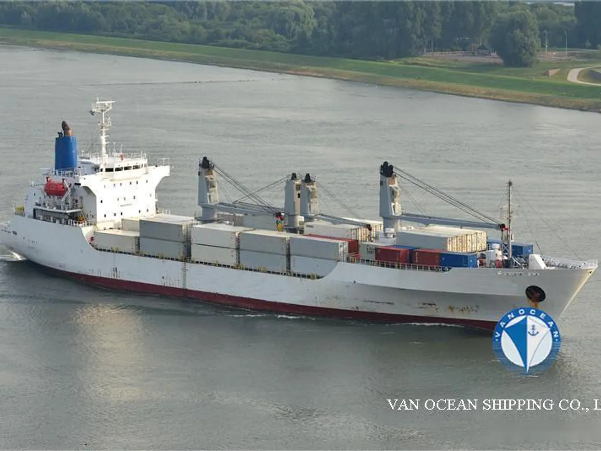 Reefer ship for sale
