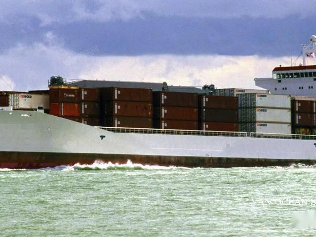Reefer ship for sale