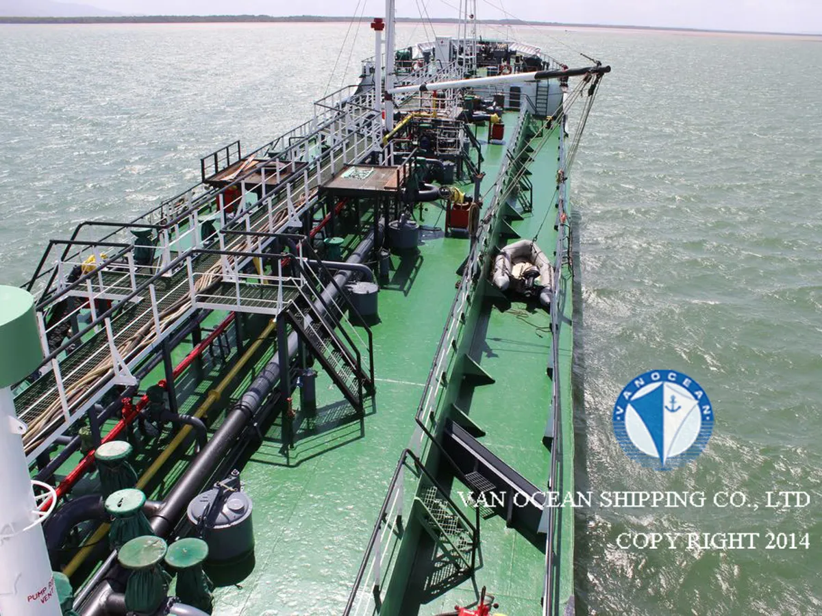 Oil/Chemical tanker for sale