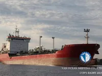 Oil/Chemical tanker for sale