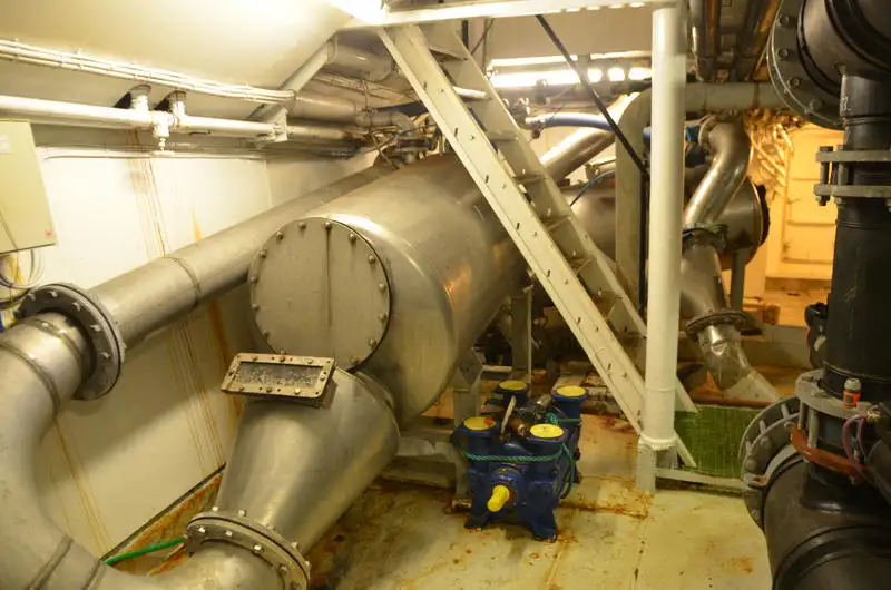 Oil/Chemical tanker for sale