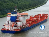 Oil/Chemical tanker for sale