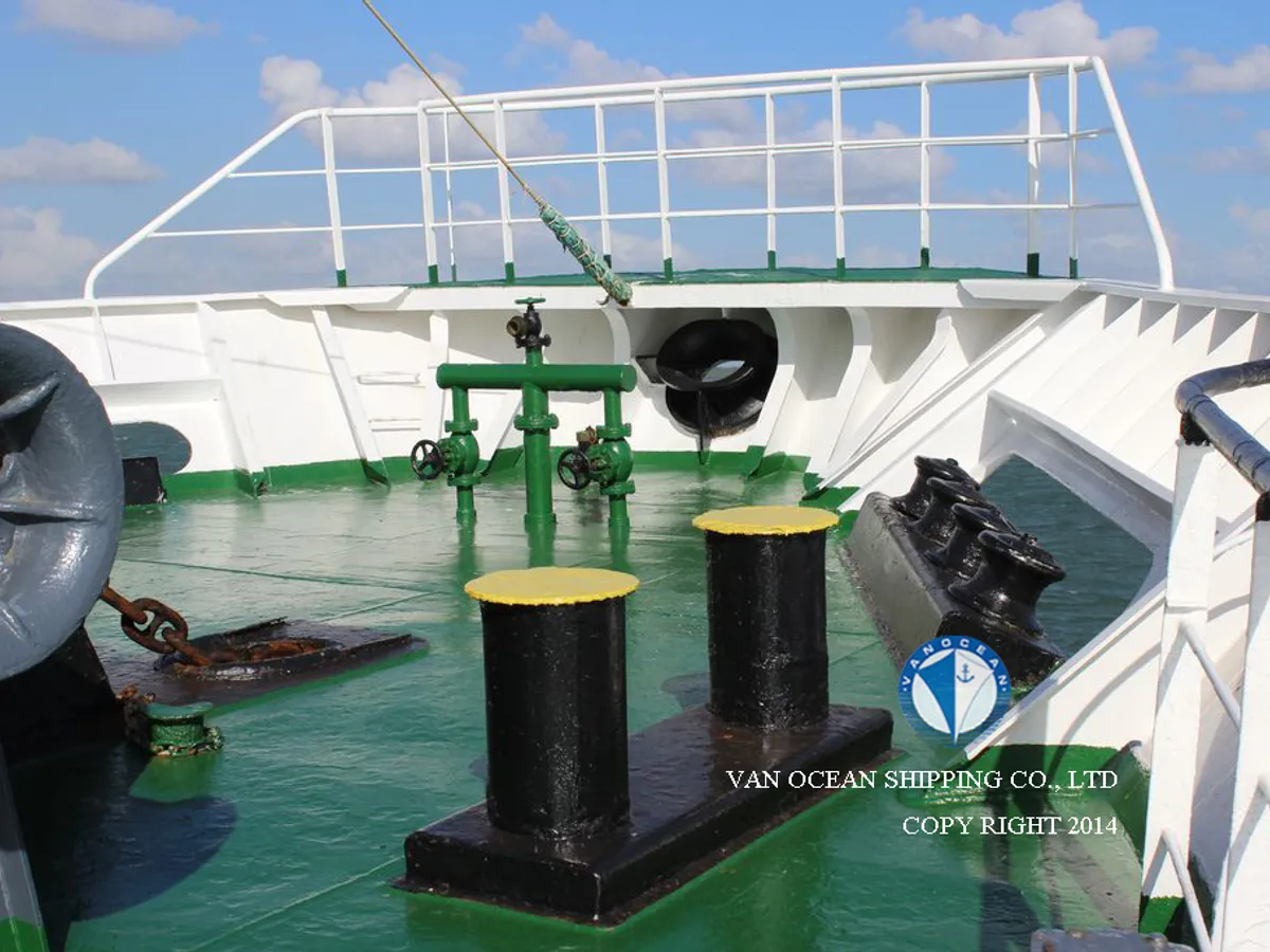 Oil/Chemical tanker for sale