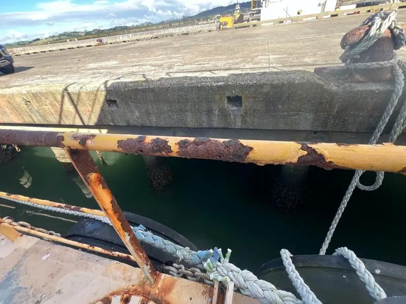 Oil/Chemical tanker for sale