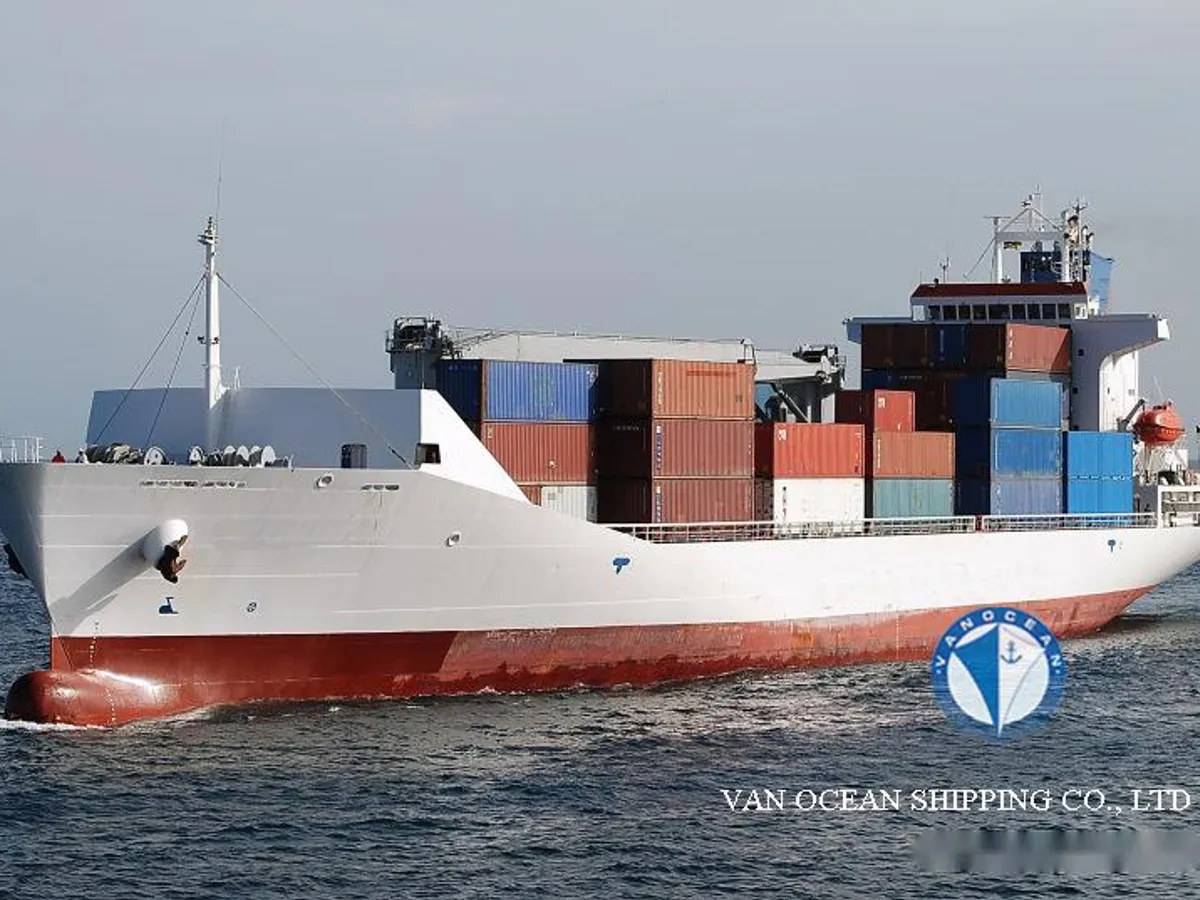 Reefer ship for sale