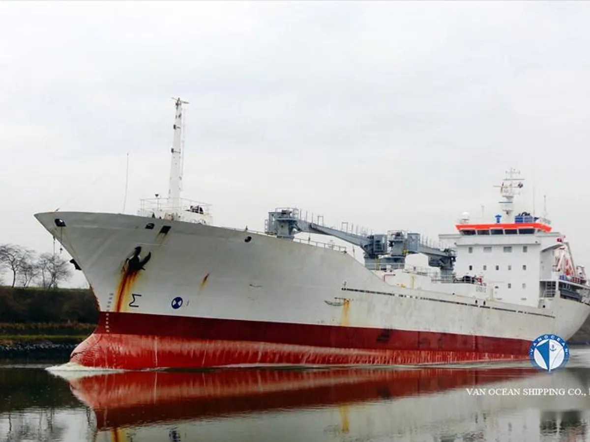 Reefer ship for sale