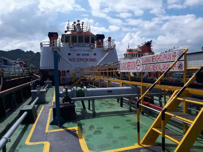 Oil/Chemical tanker for sale