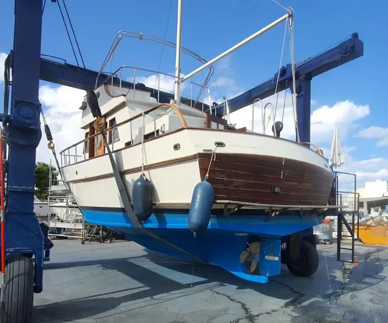 Oil/Chemical tanker for sale