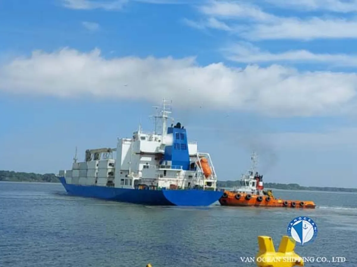 Reefer ship for sale