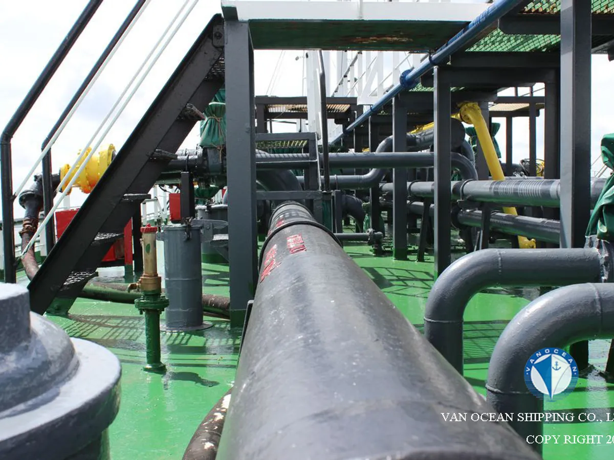 Oil/Chemical tanker for sale