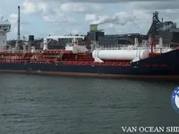 Oil/Chemical tanker for sale