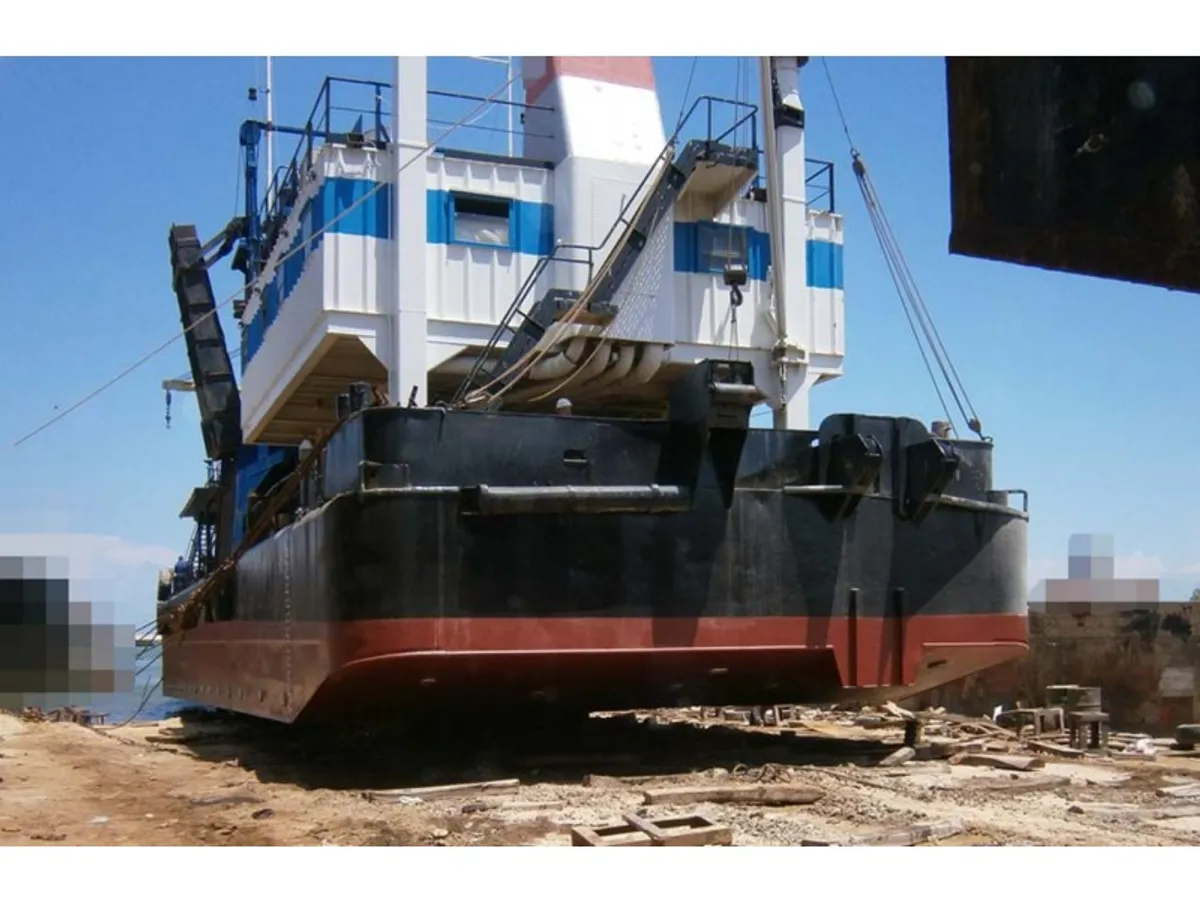 Dredger for sale