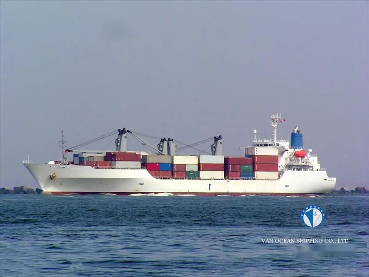 Reefer ship for sale