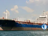 Oil/Chemical tanker for sale