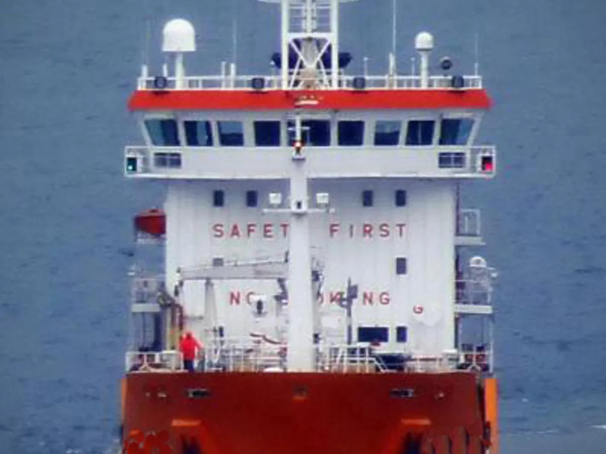 Oil/Chemical tanker for sale