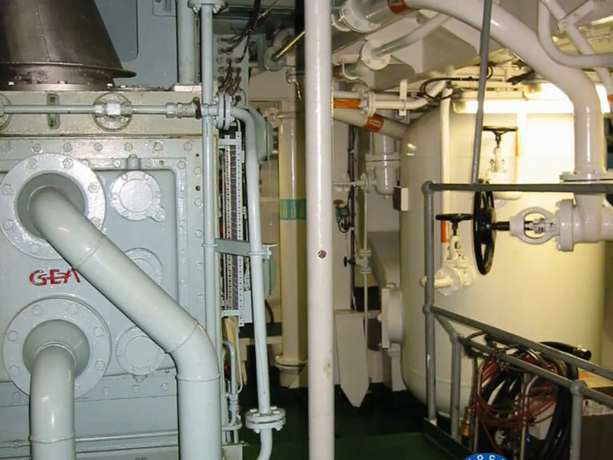 Oil/Chemical tanker for sale