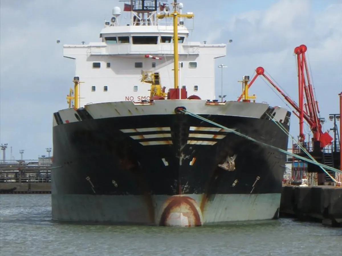 Oil/Chemical tanker for sale