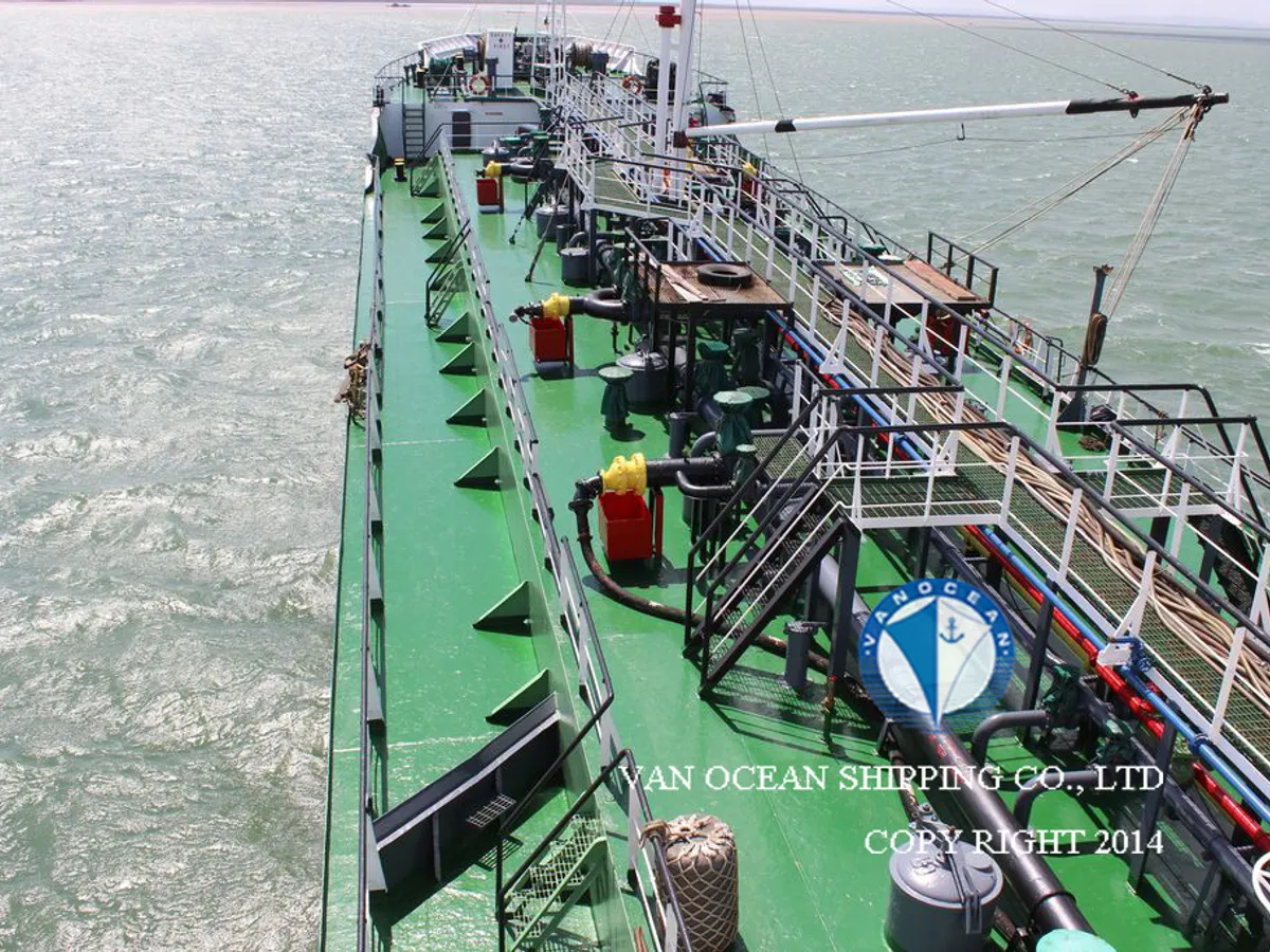 Oil/Chemical tanker for sale
