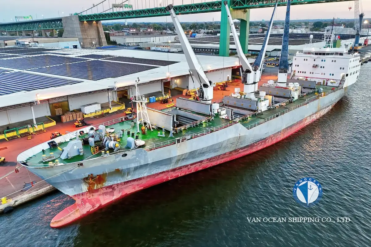 Reefer ship for sale