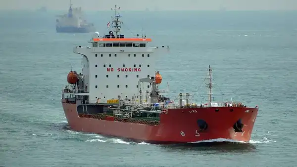 Oil/Chemical tanker for sale