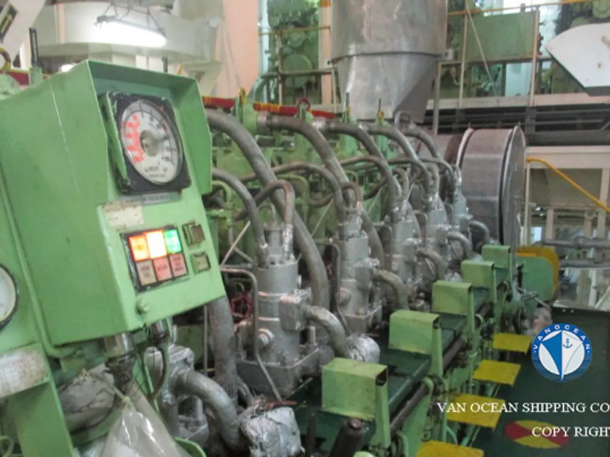 Oil/Chemical tanker for sale