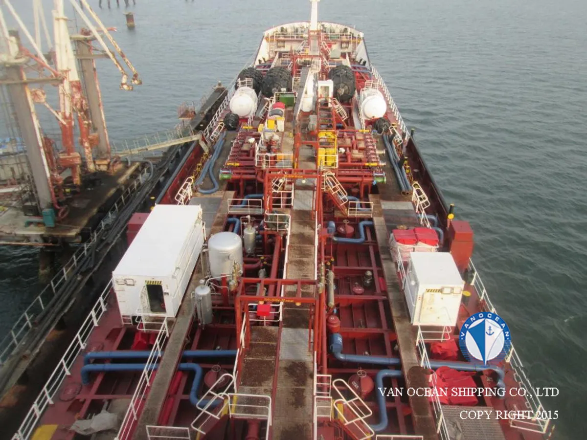 Oil/Chemical tanker for sale