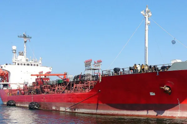 Oil/Chemical tanker for sale