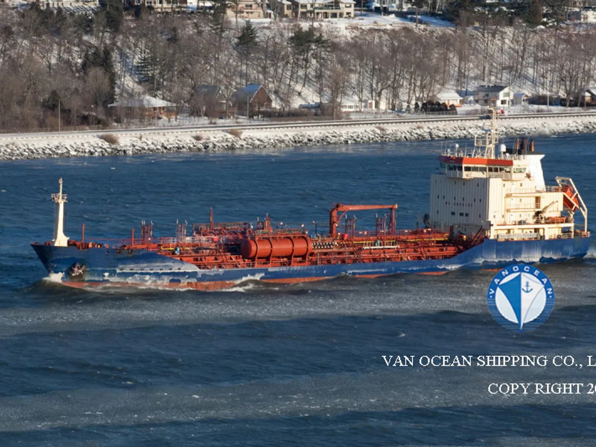 Oil/Chemical tanker for sale