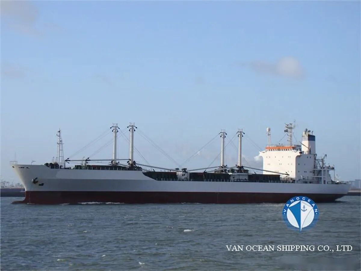Reefer ship for sale