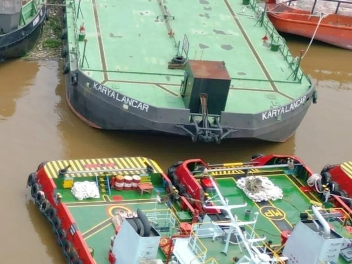 Oil/Chemical tanker for sale