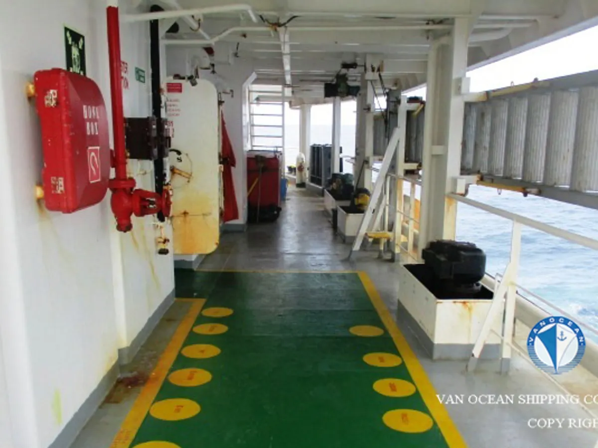 Oil/Chemical tanker for sale