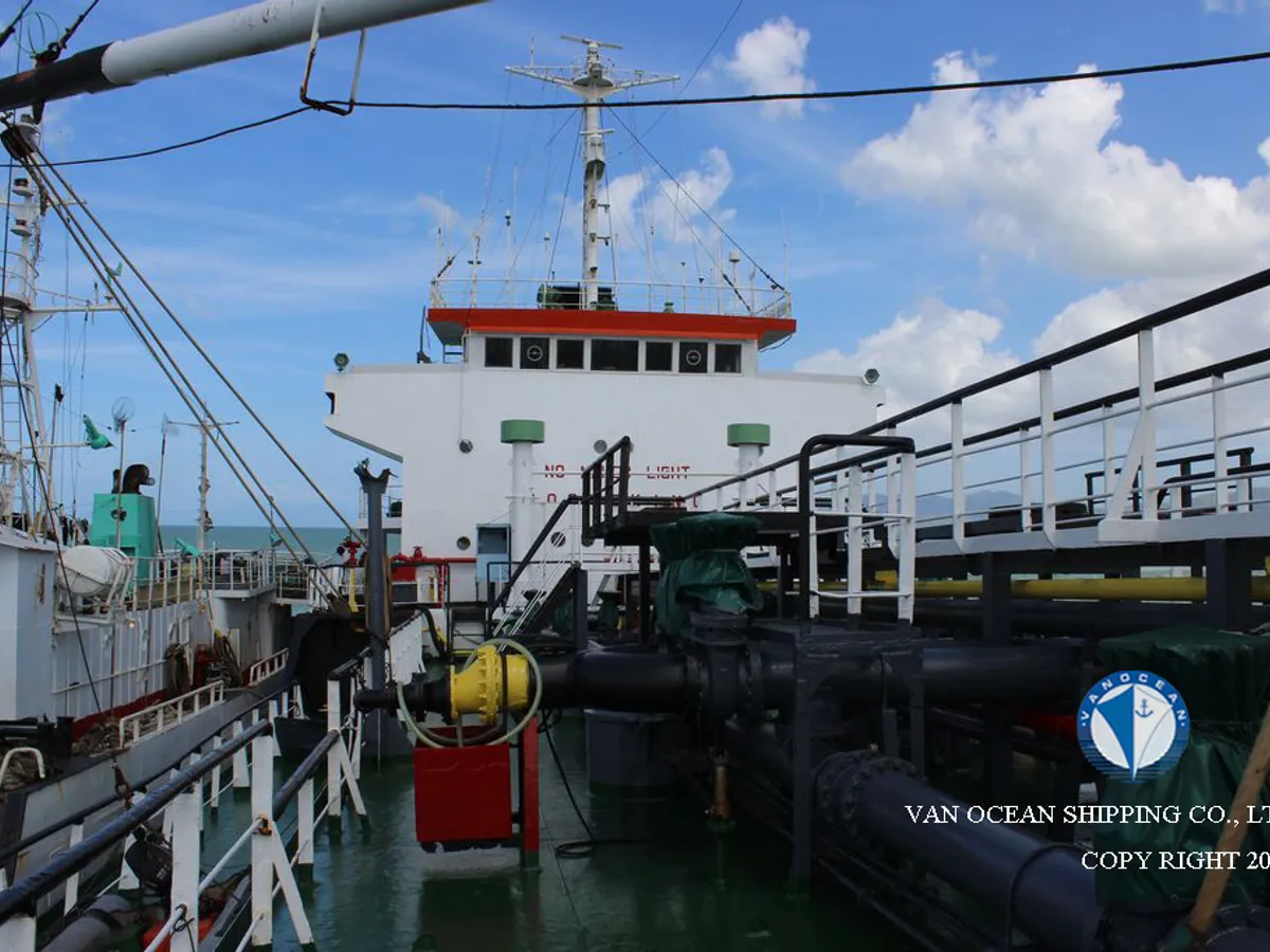 Oil/Chemical tanker for sale