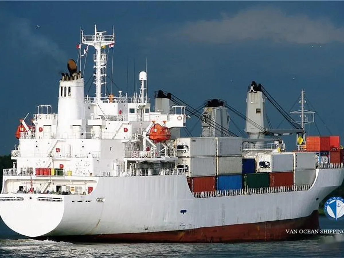 Reefer ship for sale